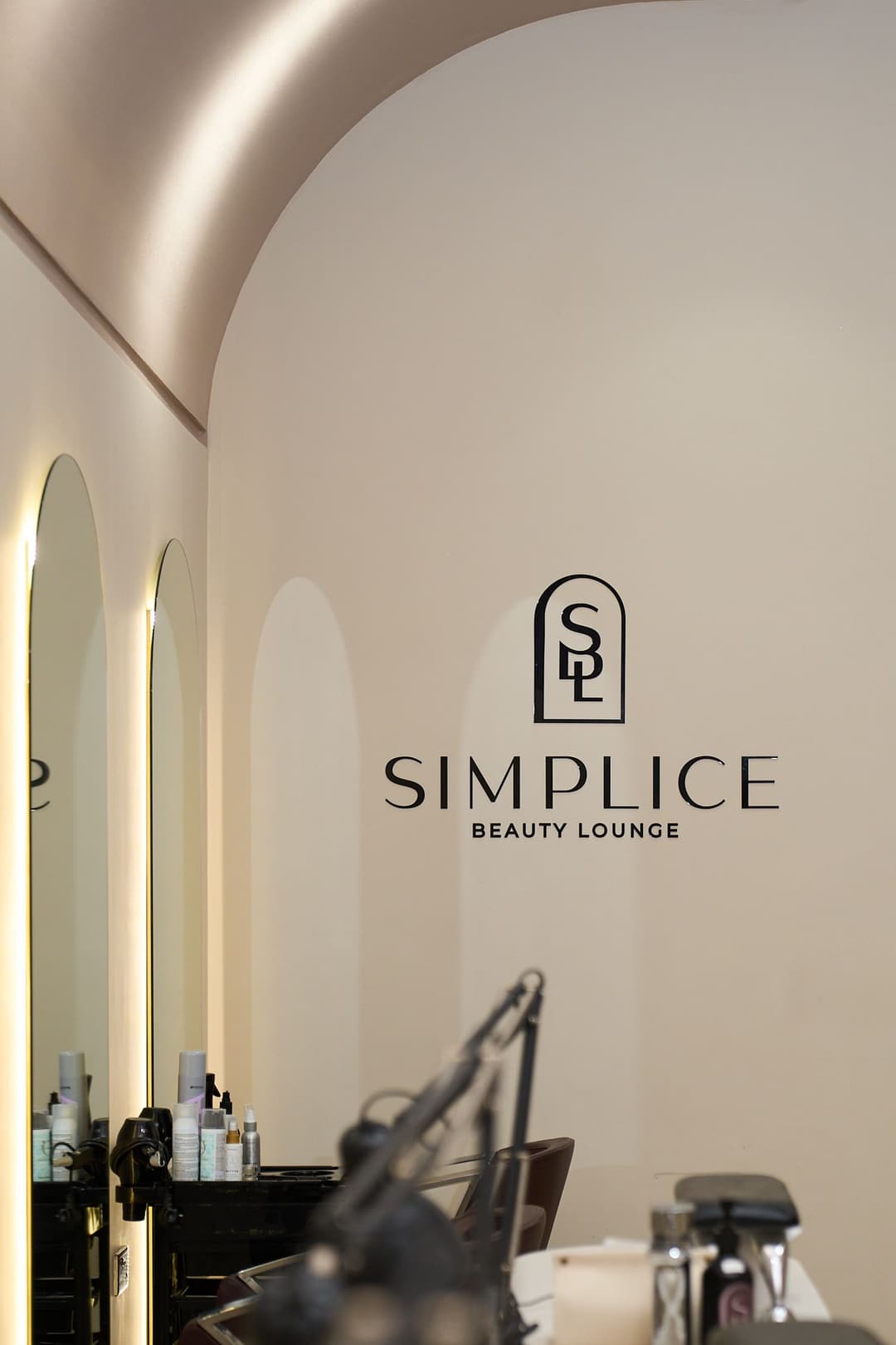 Logo wall, Simplice Beauty Lounge, Ras Al Khaimah